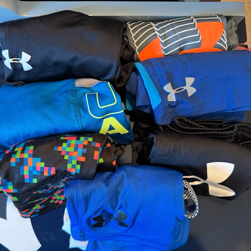 Lot of Under Armour shorts